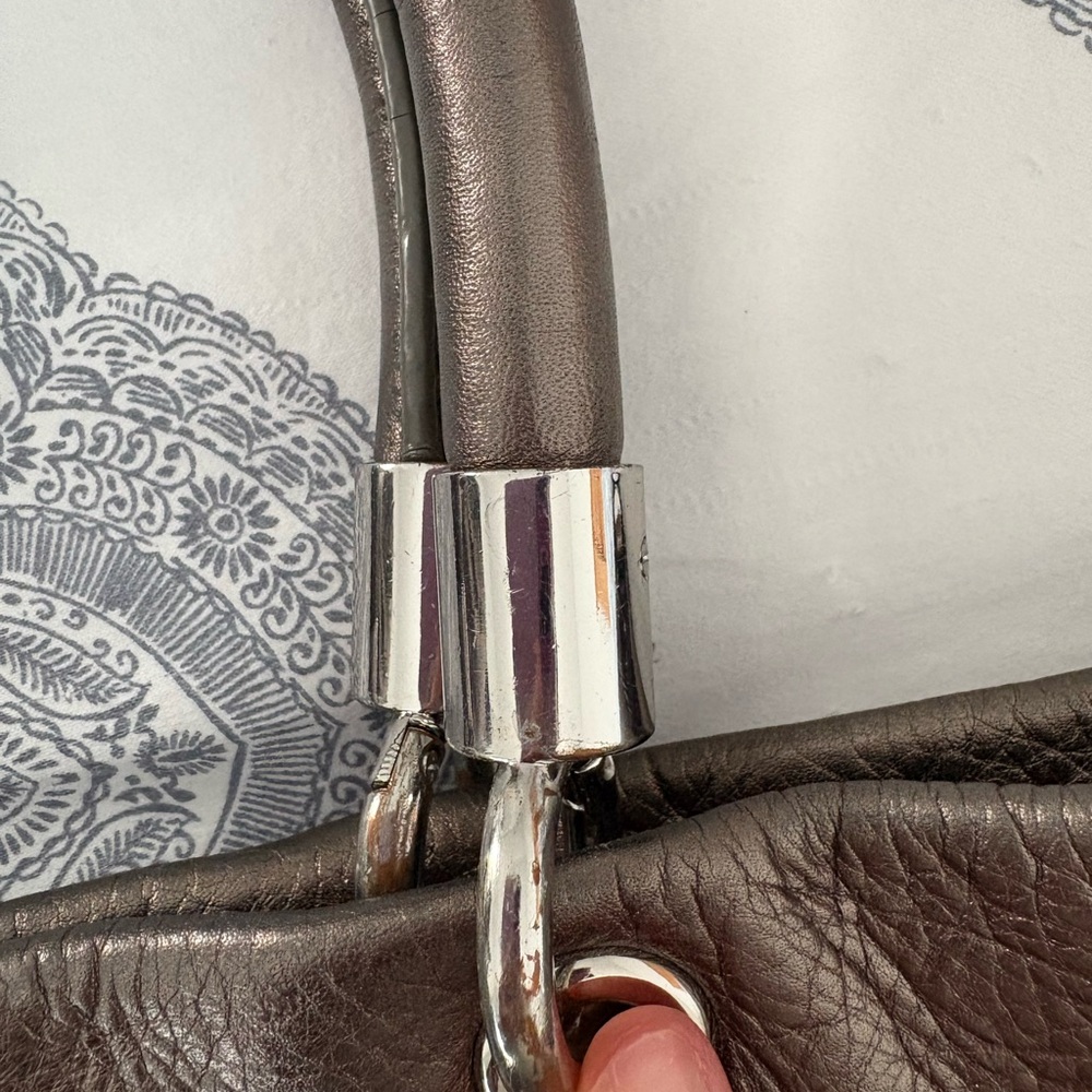 Marc Jacobs Metallic Leather Tote Bag - Picture 8 of 16